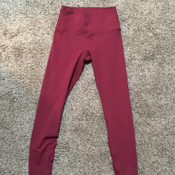 lululemon athletica Pants - Lululemon wunder under leggings
